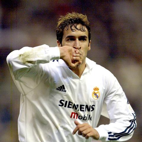 畅游足球大玩家网页版：一次转瞬即逝的虚拟足球盛宴与精彩体验