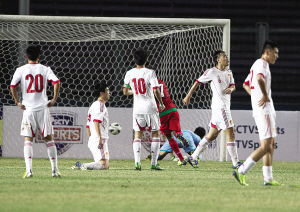 (厦门 足球队)国足在厦门豪取两连胜积6分，强势挺进亚洲杯预选赛第4名