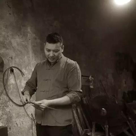 (名剑山庄游戏)名剑江山红包版：传奇武侠题材手游，豪礼红包天天领不停！