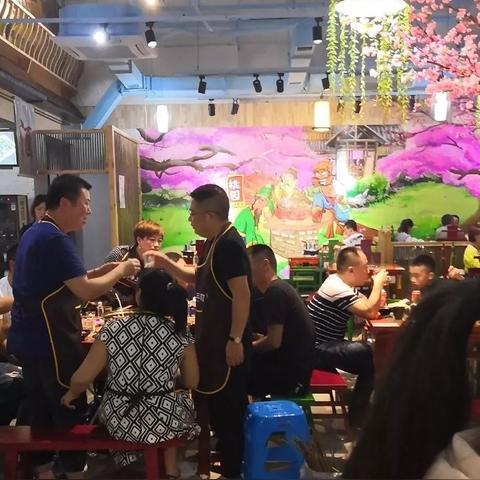 (qq三国爆料)揭秘Q爆三国：网络热议的背后究竟隐藏着怎样的神秘力量？