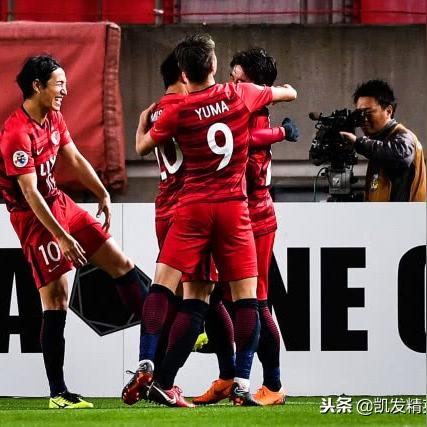 (金庸小说《笑傲江湖》)笑傲江湖百度百科:揭秘金庸武侠小说里的江湖恩仇与英雄豪情 (金庸小说《笑傲江湖》)笑傲江湖百度百科:揭秘金庸武侠小说里的江湖恩仇与英雄豪情