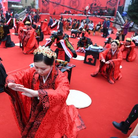 (汉家江湖祈福商城顺序)如何选择"汉家江湖自选祈福卡池"?选哪个才是最合适的选择? (汉家江湖祈福商城顺序)如何选择"汉家江湖自选祈福卡池"?选哪个才是最合适的选择?