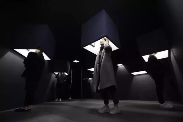 忘却前夜是哪个公司？探寻历史踪迹，揭开神秘面纱并解密其商业实验。