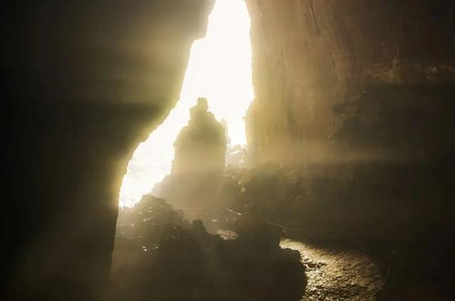 (地底潜入行动)深潜地心的冒险之旅:tothecore冲向地心,探索未知的地下世界 (地底潜入行动)深潜地心的冒险之旅:tothecore冲向地心,探索未知的地下世界