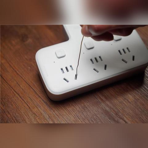 (女生声音转换为男生)利用声音转换器让女声变男声，实现声音转换的神奇魔术效果