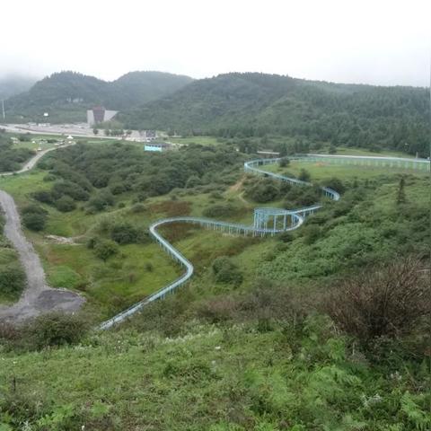 (逍遥天地游简介)在逍遥天地游中感受自然之美，探寻内心深处的乐趣和自由