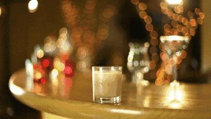 杯莫停上一句是什么,畅饮不停的诗意时刻,舞动在夜晚的欢乐节奏中 杯莫停上一句是什么,畅饮不停的诗意时刻,舞动在夜晚的欢乐节奏中