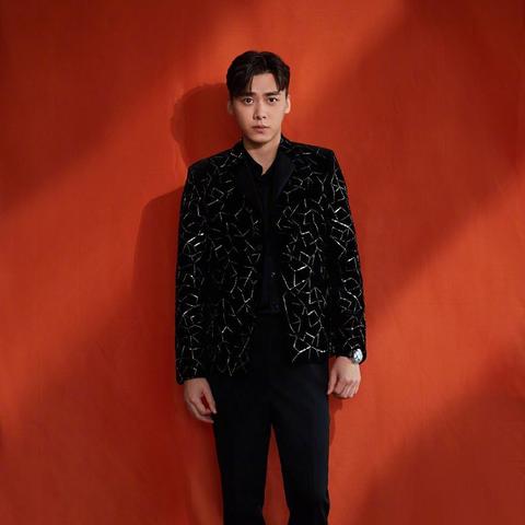 (黑暗盛典 动画)暗黑盛典1-6集动漫：探寻黑暗世界中的深层秘密与角色发展之旅