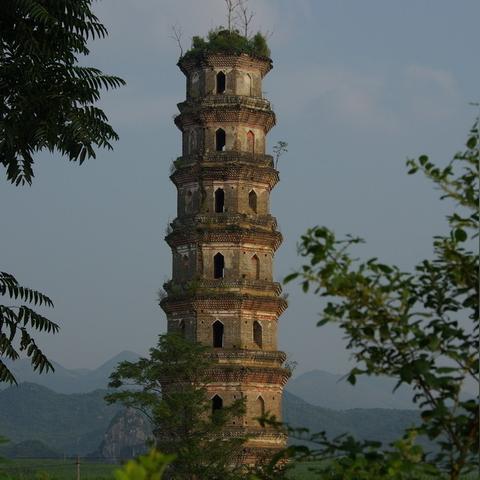 (宝塔之战真的能赚钱吗)宝塔之战怎么玩？详细攻略告诉你怎么在游戏中取得胜利