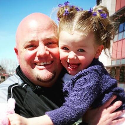 (圣诞美发沙龙)畅享无限金币体验，打造梦幻造型的圣诞美发屋精彩攻略