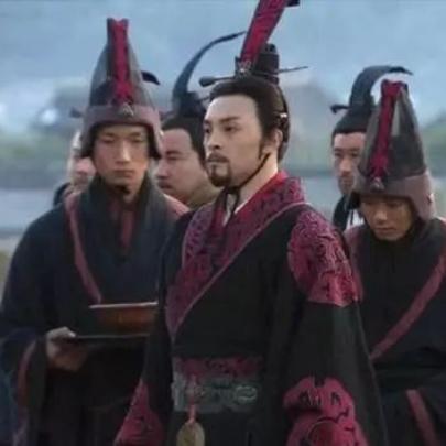 (三国争霸英雄资料)三国英雄争霸，统一天下的壮举如何谱写