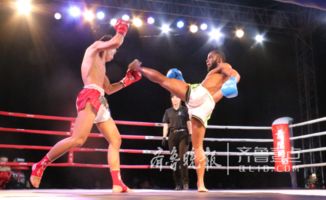 (搏击对抗赛)决战荣耀：探寻中国职业搏击赛事的精彩之处