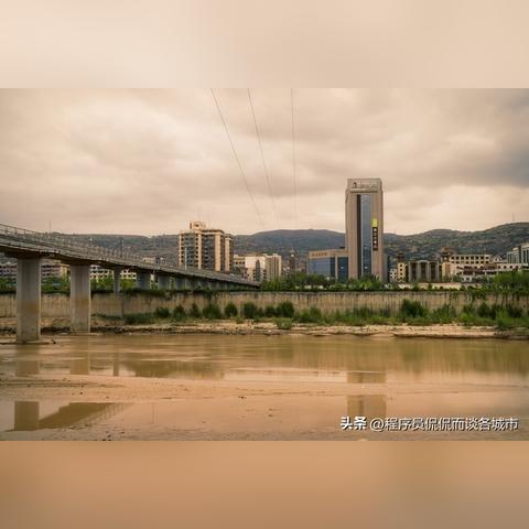 (播放城市理想)探索理想城市之旅：40集连续剧深度解读城市发展和未来设想