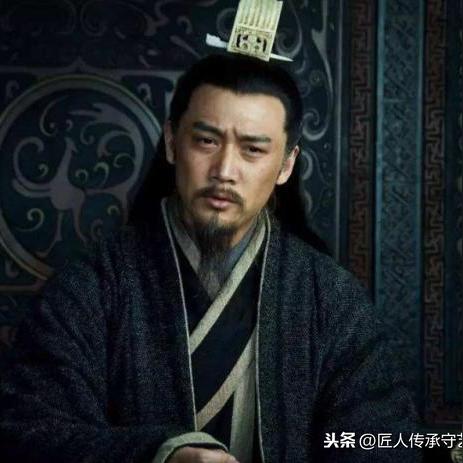 探寻经典魅力：回顾老版三国志单机版，重温千古传奇英雄的故事和战场