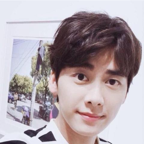 (昆仑与沧海哪个好看)昆仑与沧海：古代神话中的联系和互动以及其象征意义