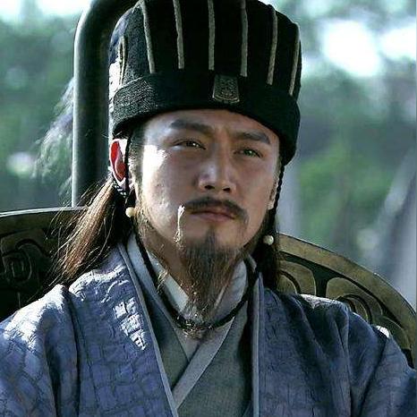 (枭雄ol)探寻枭雄战途：微信小游戏新秘籍，让你成为最强战略枭雄！