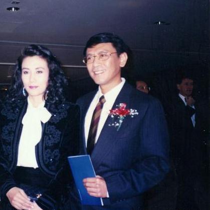 射雕英雄传之铁血丹心游戏：重温经典武侠情怀，体验江湖传奇冒险之旅