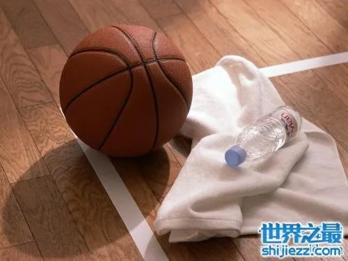 (水煮篮球折扣)为什么水煮篮球关服了？背后的原因、影响及未来展望探究