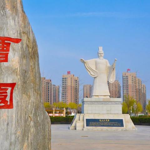 (qq华夏手游哪个职业适合平民2020)QQ华夏手游：探讨哪个职业适合平民玩家，打造最佳游戏策略