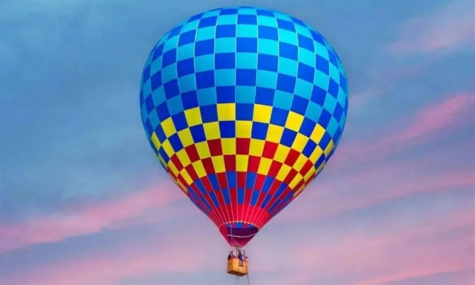 (夕阳热气球停服)缤纷夕阳热气球：超越时空的弹射之旅