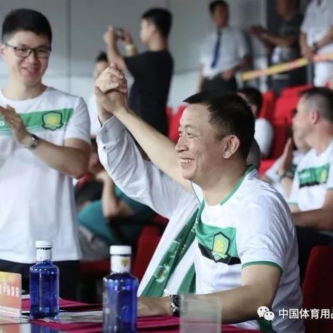 (街头足球 官网)街头足球在官方平台上被下架了吗？用户反应如何？