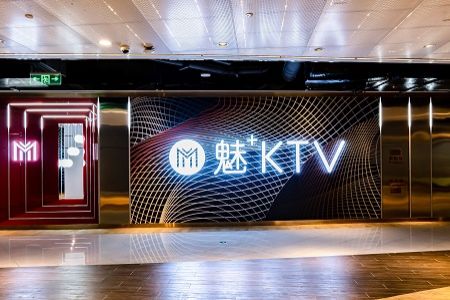 (星聚会ktv全国多少家)震撼大气、高端奢华的星聚会ktv，享受独特魅力的音乐之夜