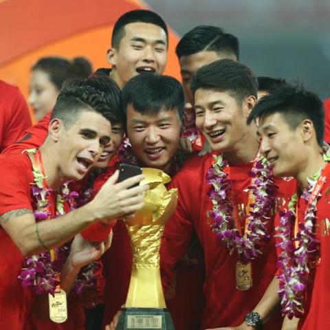 (帝国王朝官方正版)探究《帝国王朝》下架原因背后的深层次问题与影响分析