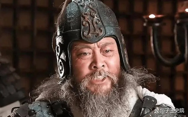 赤壁战神曹三笑：战场上别有洞天，剑指苍穹笑傲群雄，英姿飒爽惊天动地