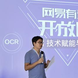 (足球还有希望吗)未来足球下架了吗？足球是否会消失在数字化时代的浪潮中？