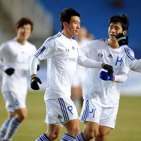 员工上着班公司突然解散!员工们走投无路,如何面对突如其来的失业危机? 员工上着班公司突然解散!员工们走投无路,如何面对突如其来的失业危机?