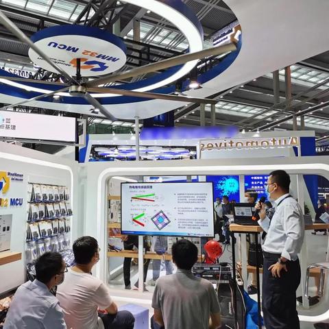 (第一台电脑原理)探索第一台电脑使用的元器件：揭开早期计算机科技的神秘面纱