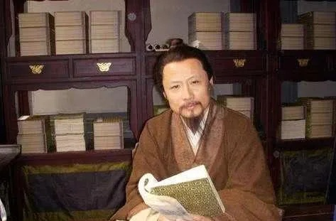 文嘉和钱福是同一个人吗？他们之间究竟存在怎样的联系和关联？