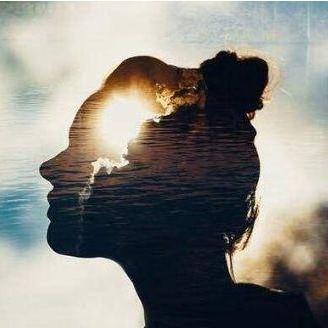 (万物之主怎么过)探索万物之上觉醒角色排行榜：揭示最强角色的神秘力量